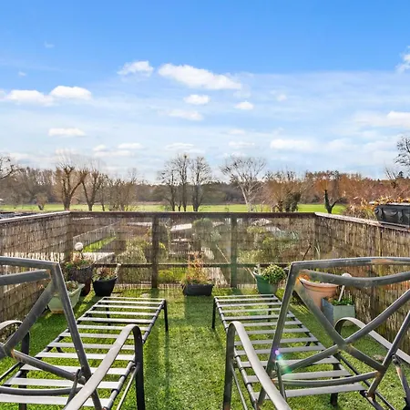 139 I Abbey House I Characterful & Peaceful 1Br House W Garden, Rooftop Balcony, Fully Equipped Kitchen And Dedicated Workspace Bury St. Edmunds Exterior photo
