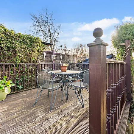 139 I Abbey House I Characterful & Peaceful 1Br House W Garden, Rooftop Balcony, Fully Equipped Kitchen And Dedicated Workspace Bury St. Edmunds Exterior photo