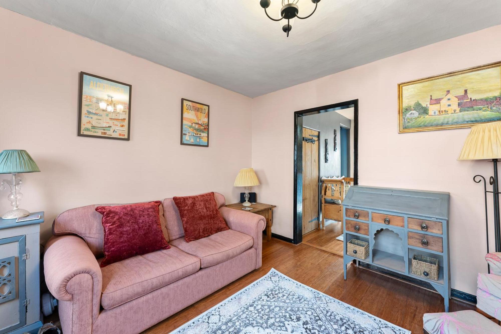 Holiday home 139 I Abbey House I Characterful & Peaceful 1br House W Garden, Rooftop Balcony, Fully Equipped Kitchen And Dedicated Workspace