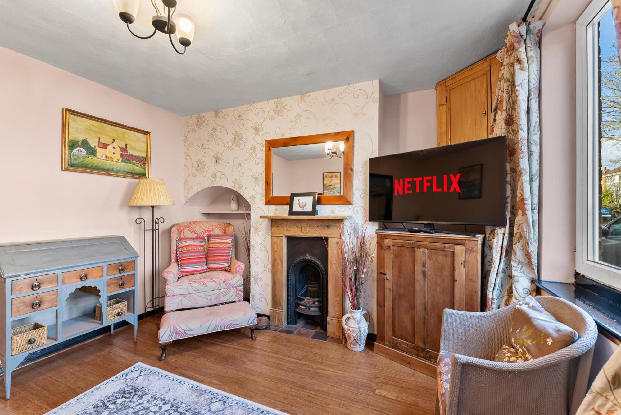 139 I Abbey House I Characterful & Peaceful 1br House W Garden, Rooftop Balcony, Fully Equipped Kitchen And Dedicated Workspace Holiday home