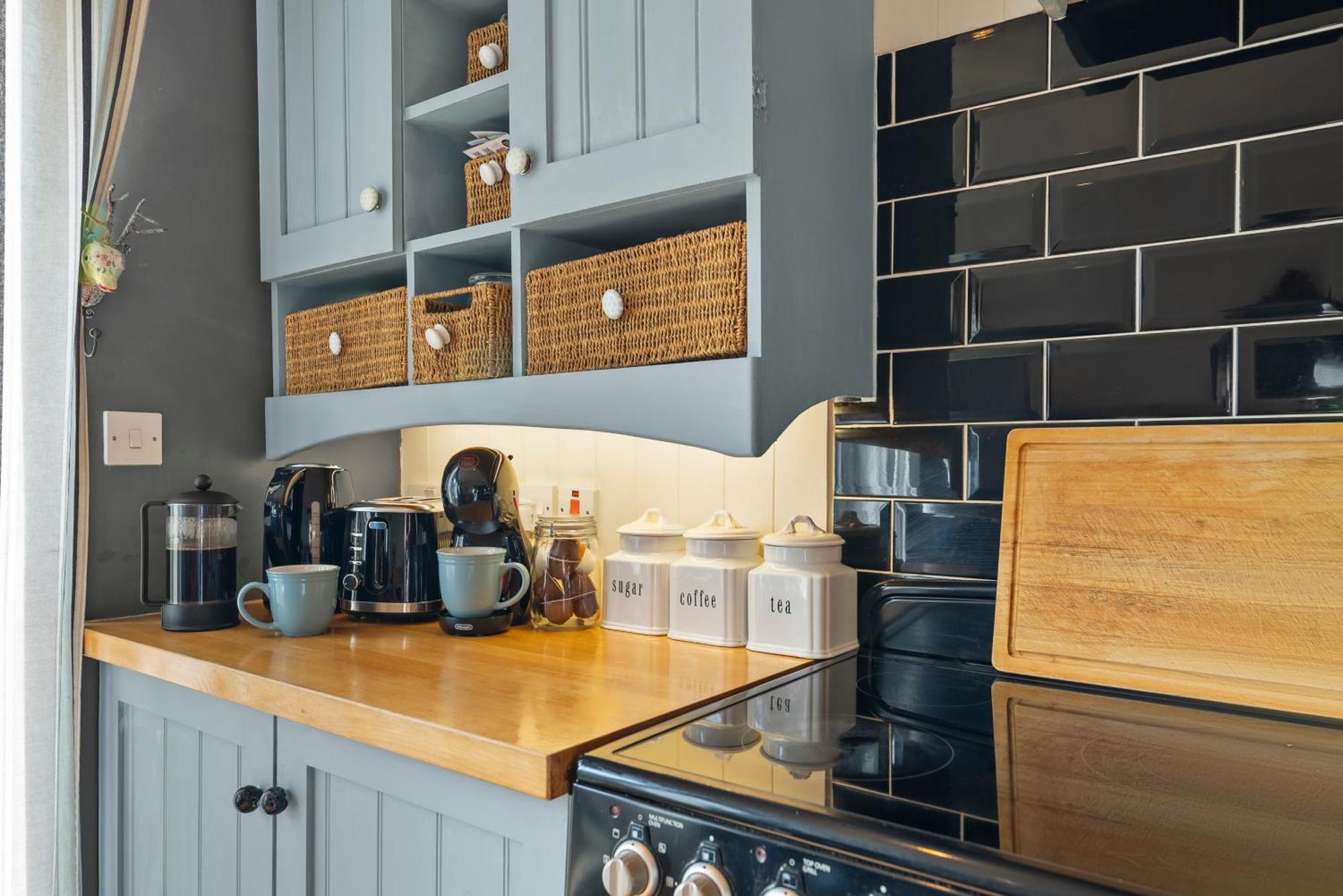 Holiday home 139 I Abbey House I Characterful & Peaceful 1br House W Garden, Rooftop Balcony, Fully Equipped Kitchen And Dedicated Workspace Bury St. Edmunds
