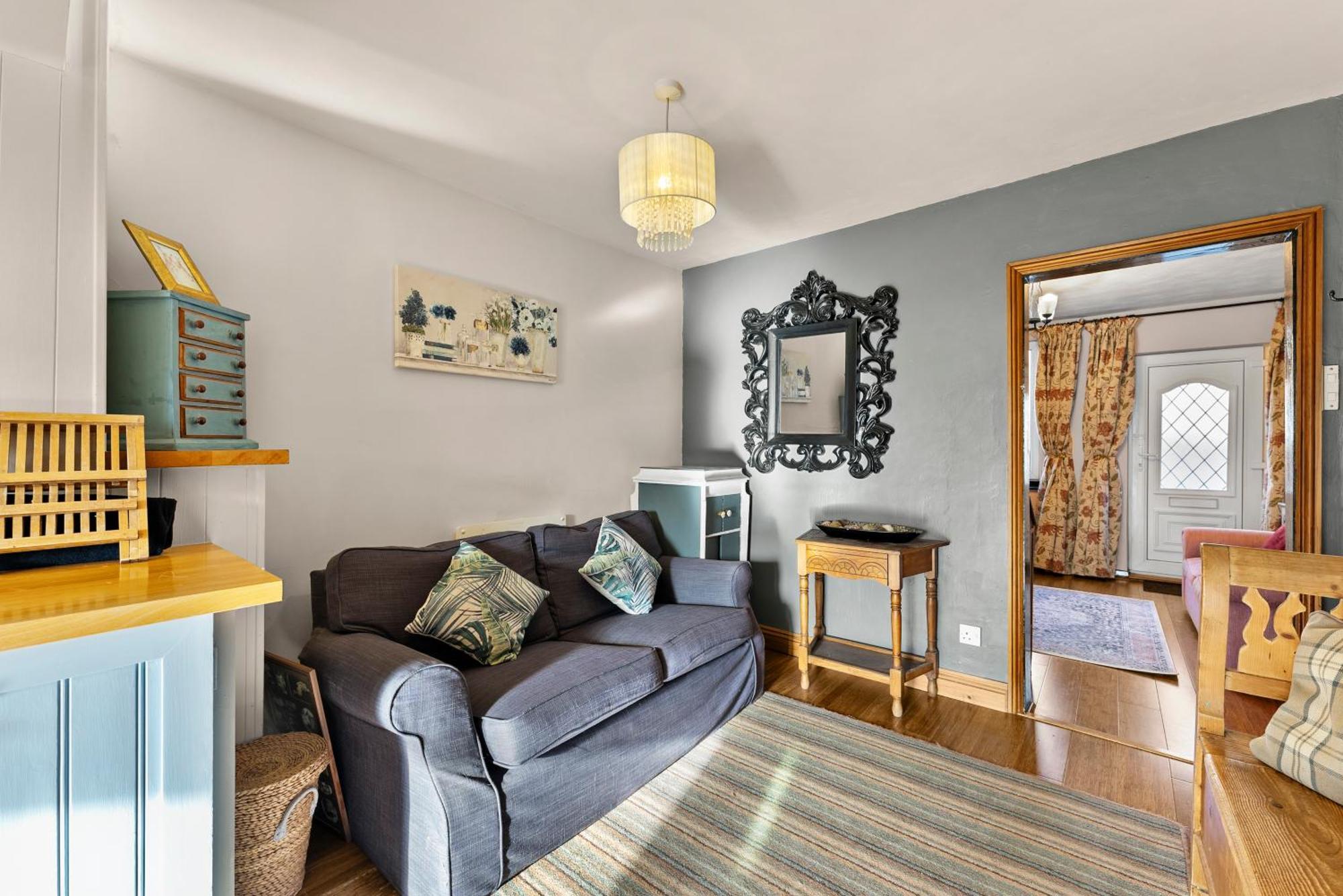 139 I Abbey House I Characterful & Peaceful 1br House W Garden, Rooftop Balcony, Fully Equipped Kitchen And Dedicated Workspace